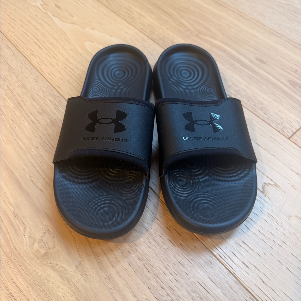 Under Armour Black Slide Sandals with Logo men’s 9, new without tags